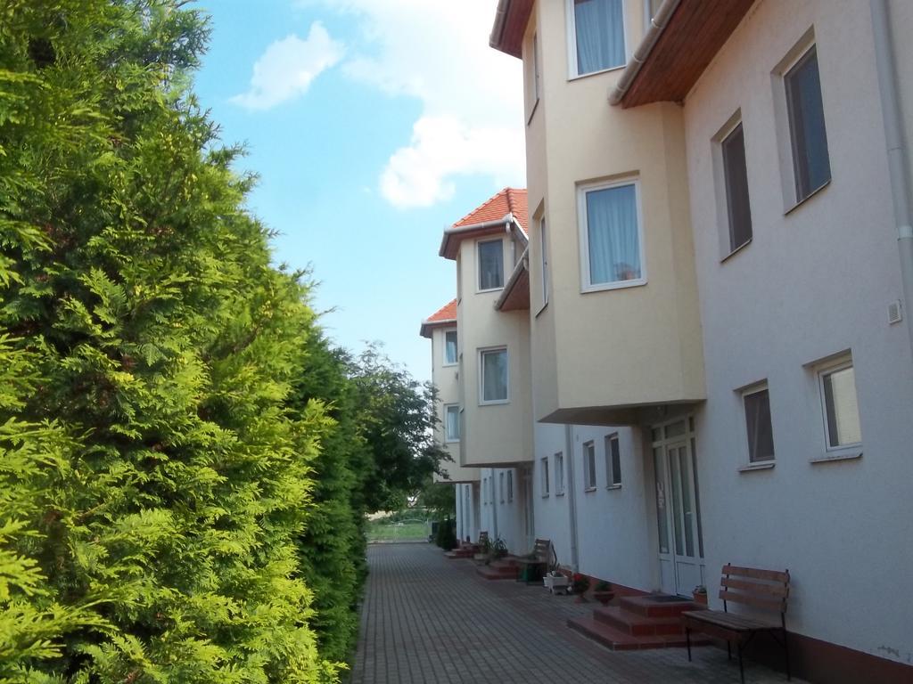 Apartman Pavai Hajdúszoboszló Εξωτερικό φωτογραφία